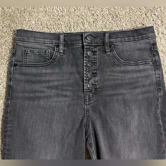 Gap High Rise True Skinny Ankle Jeans Exposed Buttons - Picture 6 of 12